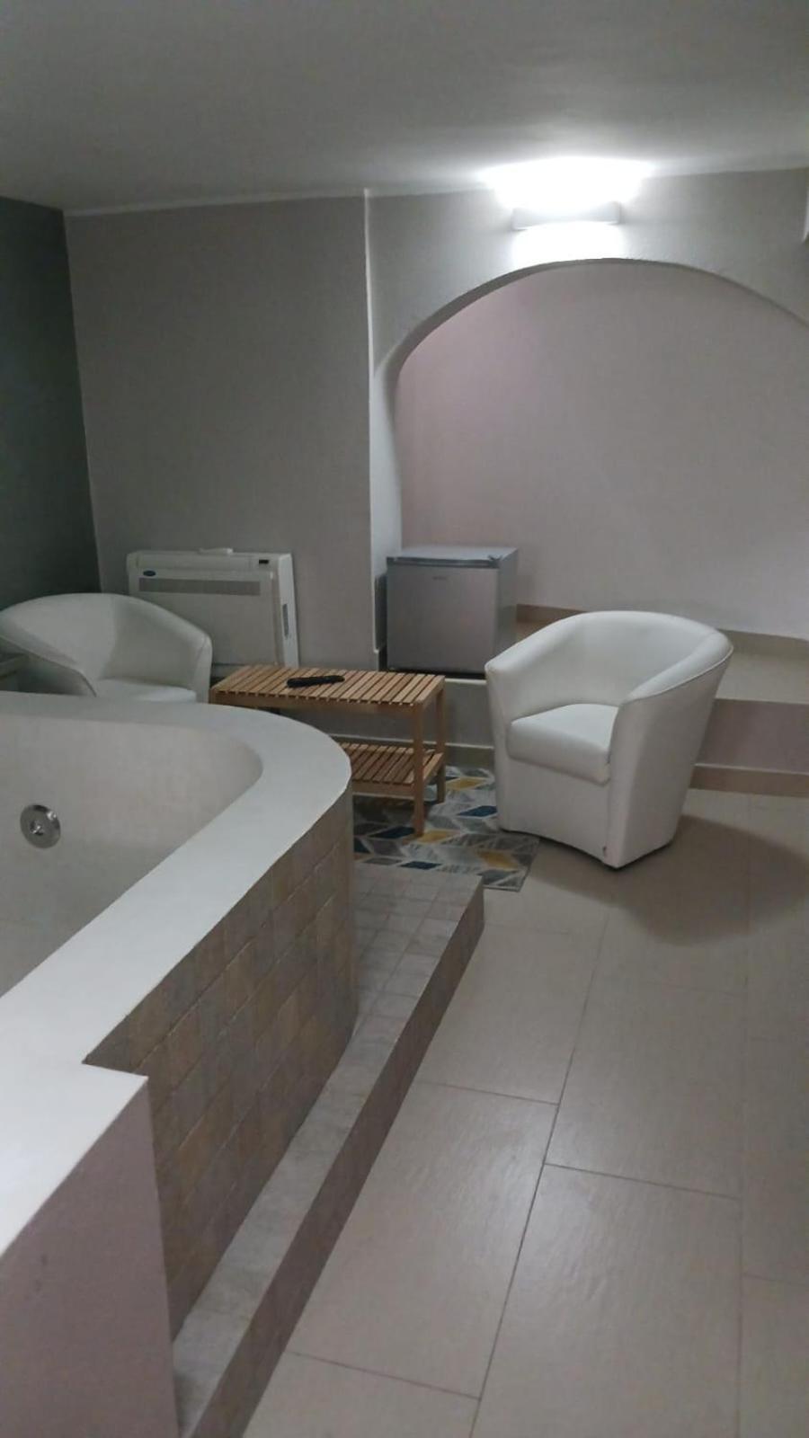Nonna Ia B&B Parabita Luaran gambar